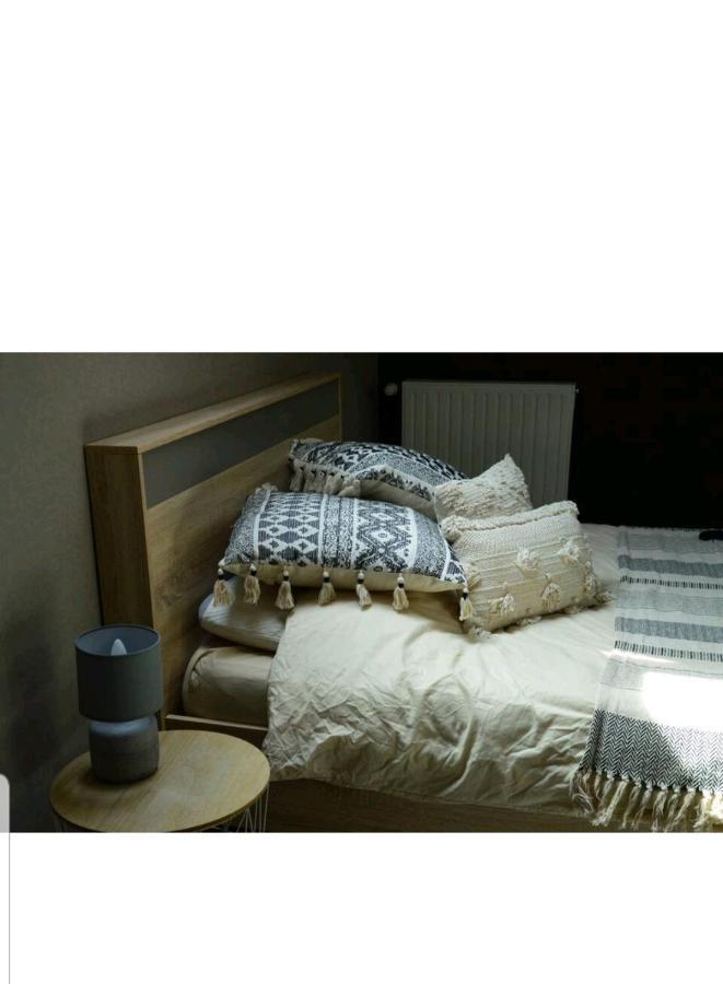 Agreable Chambre Privee Avec Entree Independante Langeais Bagian luar foto