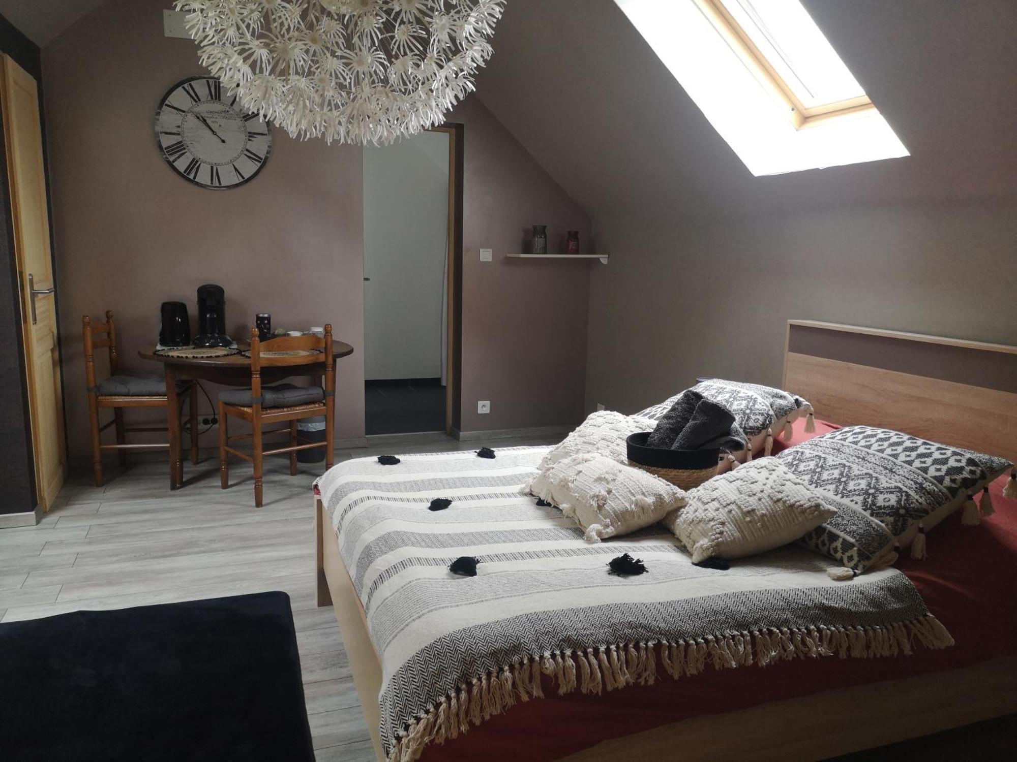 Agreable Chambre Privee Avec Entree Independante Langeais Bagian luar foto